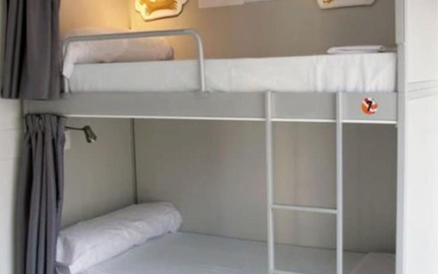 Hammock Hostels