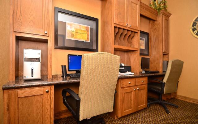 Best Western Plus Christopher Inn & Suites