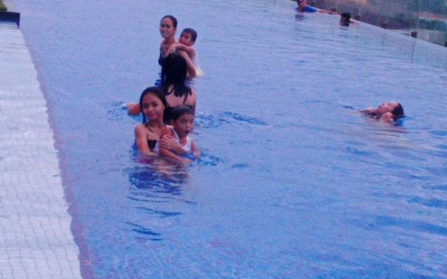 Mactan Newtown Beachfront Condo