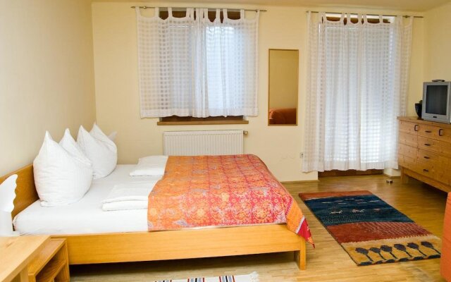 Pension Popotnik