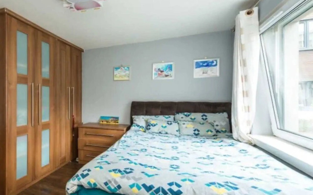 Elegant 4 Bedroom Maisonette Near Wardie Bay