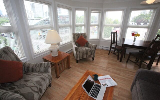 Times Square Suites Hotel