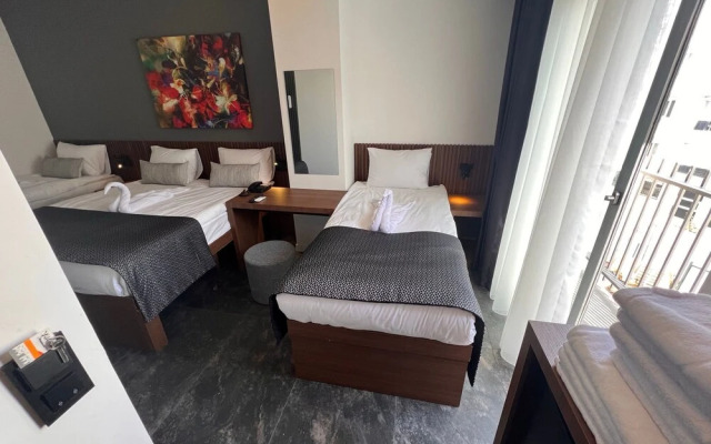 Wolf Of The City Hotel & Spa