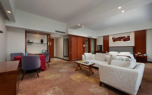 Inzone Garland Hotel (Qingzhou Ancient City)