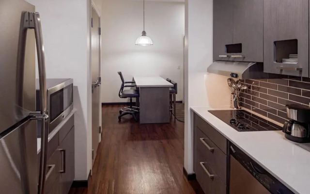 Hyatt House New Orleans/Downtown