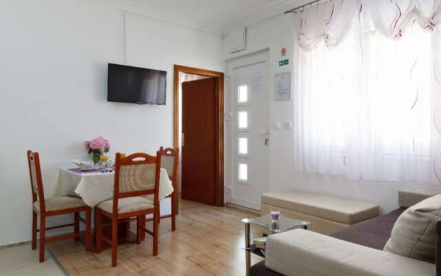 Tihi Val Apartments