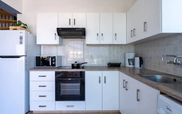 Chloris 3- Bedroom Apartment in Larnaca