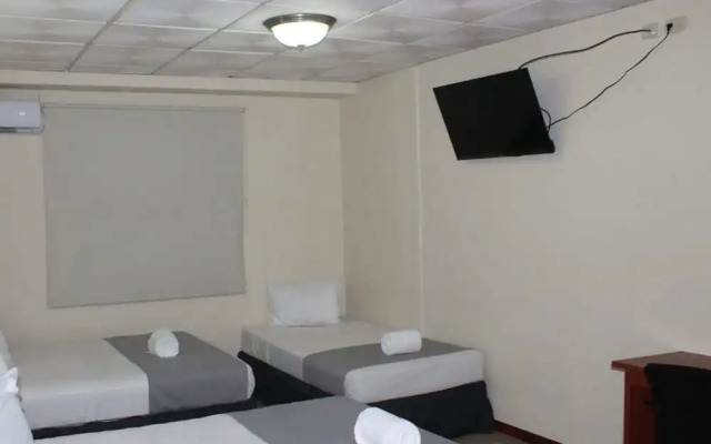 Hotel Windsor Plaza