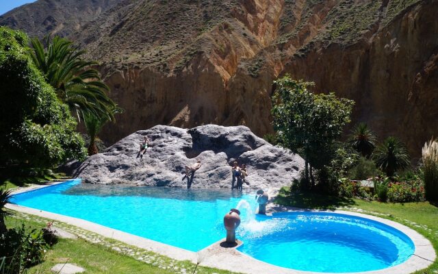 Paraiso Las Palmeras Lodge