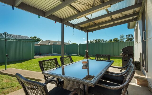 Hello House by Your Innkeeper Mudgee