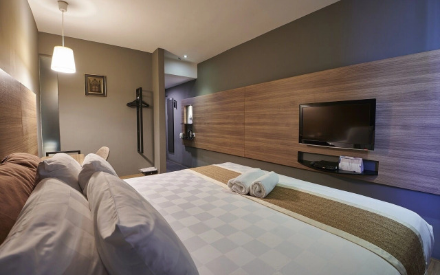 The Leverage Business Hotel Mergong