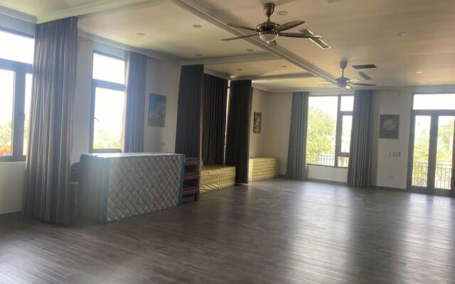 King Bavi Resort