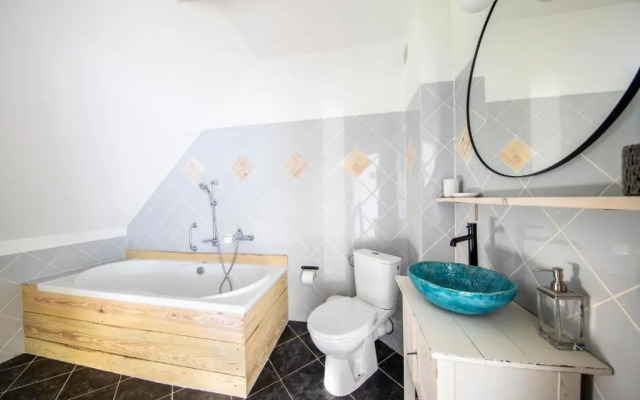 Blossom Hill Apartments