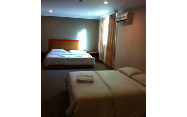 Seri Borneo Hotel