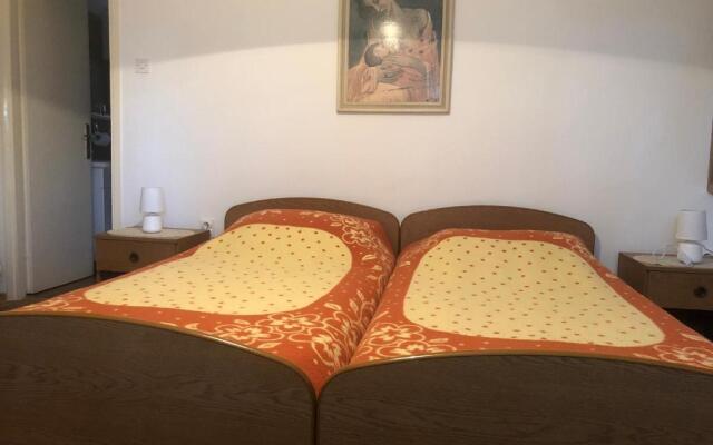 Bed  Breakfast Borka