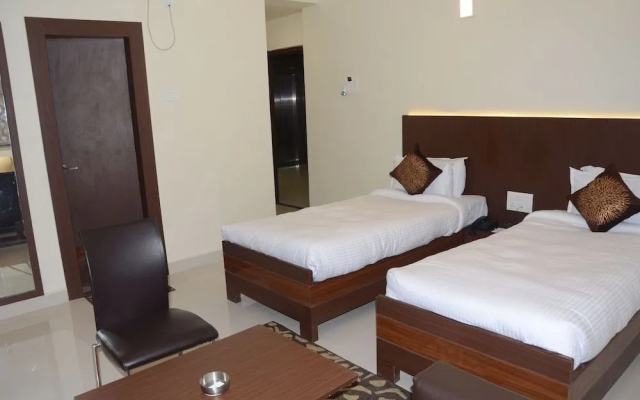 Hotel Mercury Residency
