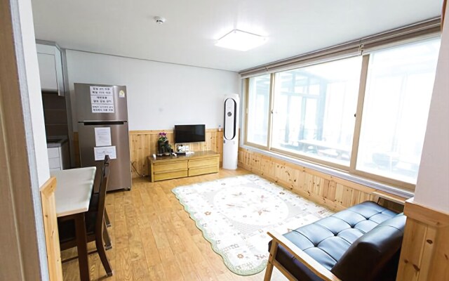 Muju Pyeonggang Pension