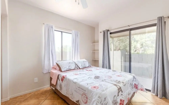 Spacious, Modern, Exquisite 4-bed Home in Tucson