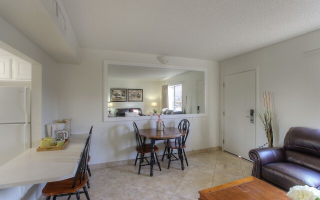 Park Suites at 116 - One Bedroom Apartment