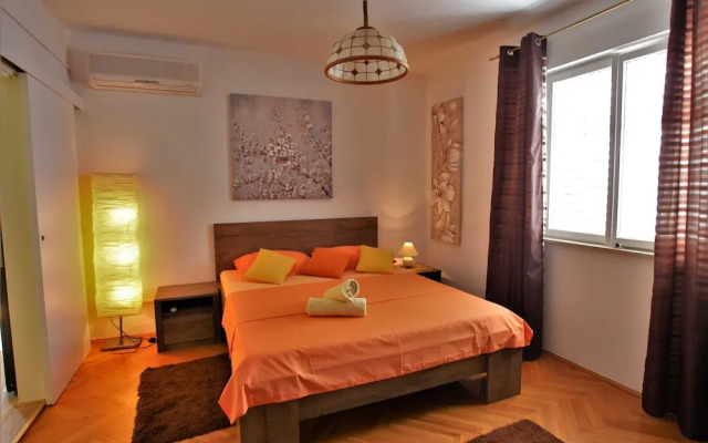 Apartment Garden M&M