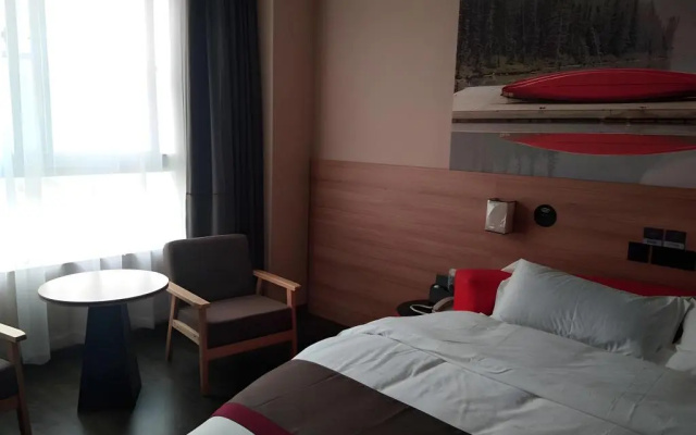 Thank Inn Plus Hotel Zaozhuang Central District Ginza Shopping Mall – Guest Rooms – Zaozhuang