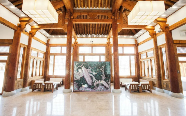 Gyeongwonjae By Walkerhill