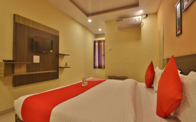 OYO 11867 Hotel Nilkanth Inn