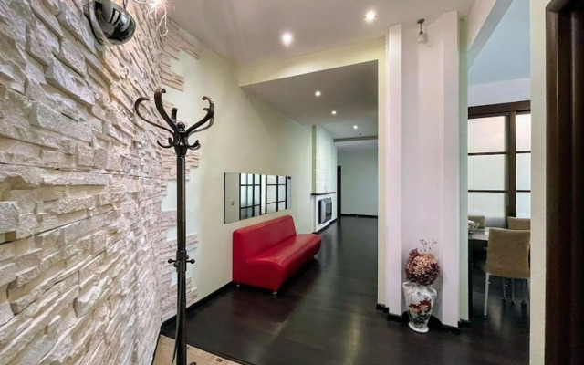 Five Stars on Engels Street 26A