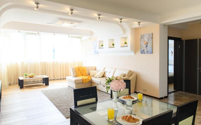 Апартаменты на улице Клубничная 142