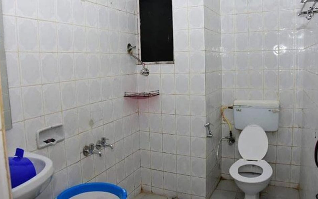 Fabhotel Eden Garden