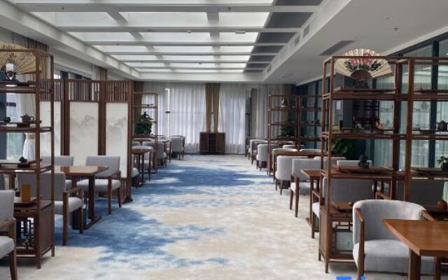 Rongchang Riel High-tech Hotel