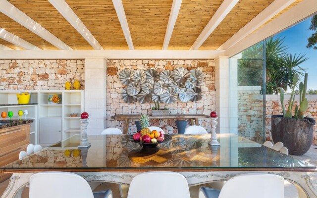 3666 Ca' Della Roccia by Perle di Puglia