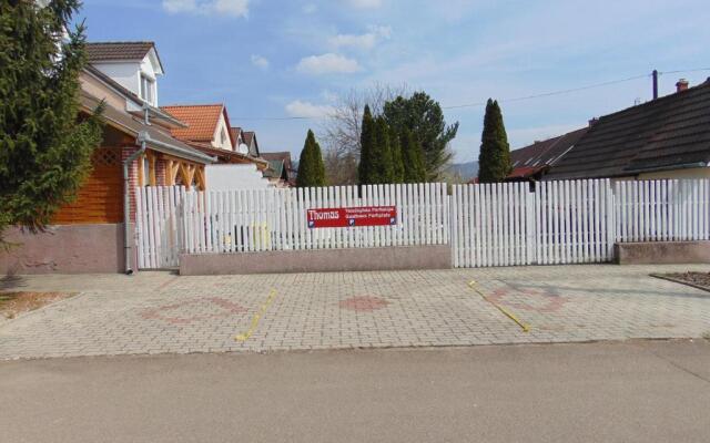 Thomas Apartman Eger