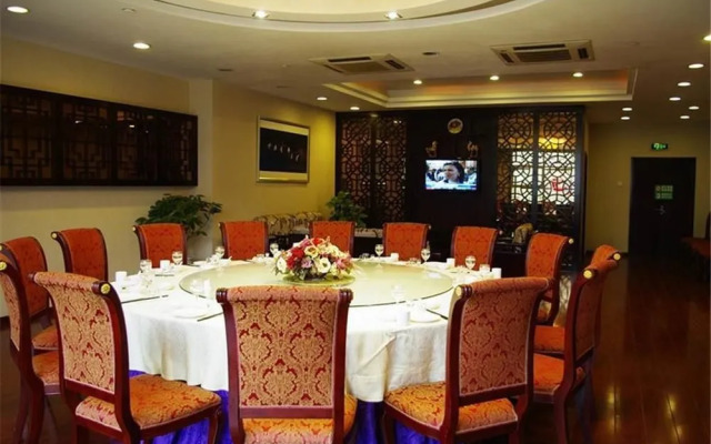 Luoyang Kailai Hotel