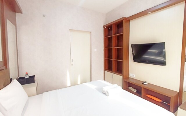 Modern Look And Homey Studio Amartha View Apartment