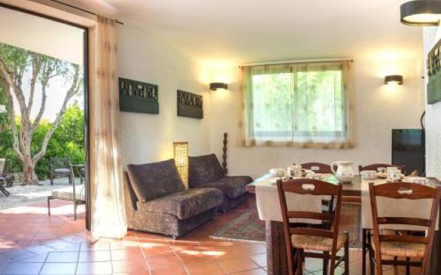 La Villa Apartments