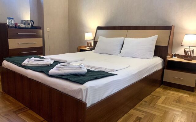 Anbani Hotel City Center