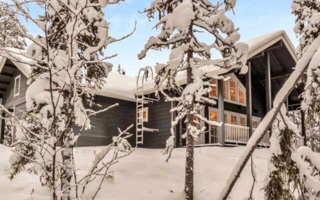 House  Salla