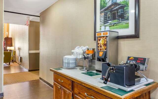 Comfort Suites South Point - Huntington