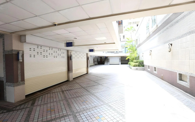 Royal Group Motel Tainan Branch