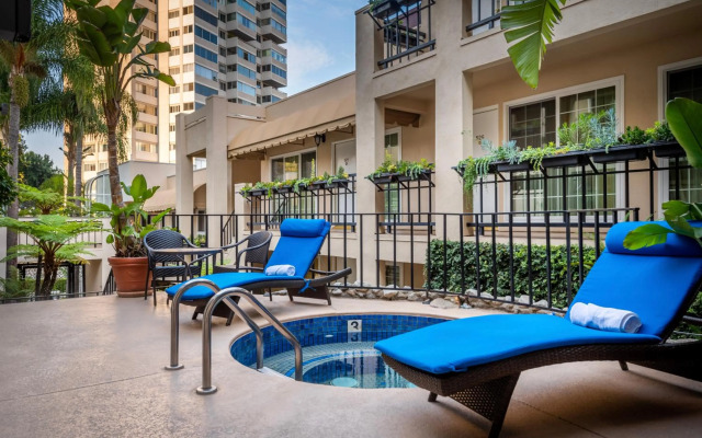 Beverly Hills Plaza Hotel & Spa