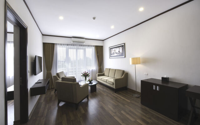 Thang Long Opera Hotel