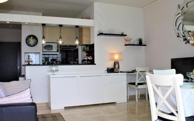 Appartement Villeneuve-Loubet, 2 pièces, 4 personnes - FR-1-252A-82