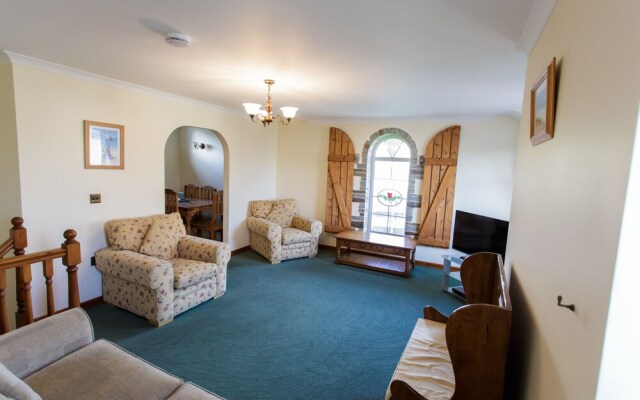 Tregurrian Villas