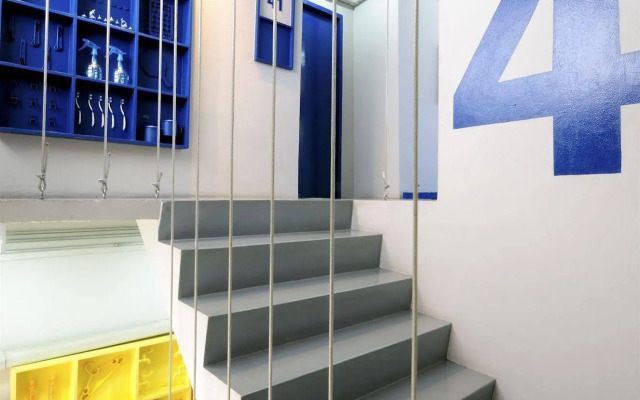 Jellybean Ezy Hostel Sathorn