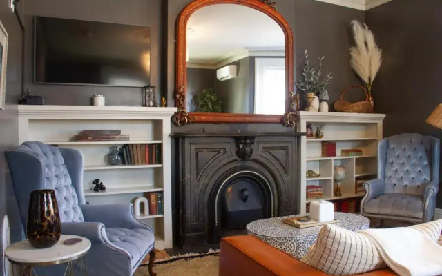 Pert House