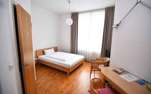 Hotel Robert Mayer