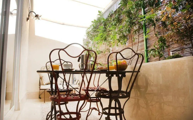 Pillow Town House with Terrace