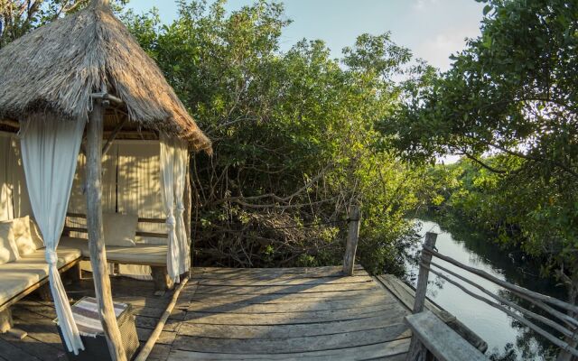 MangleX Eco Hotel Tulum