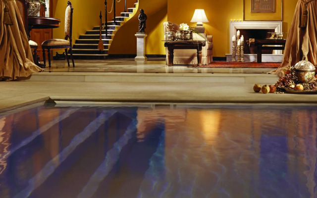 Out Of The Blue All Inclusive Resort & Spa